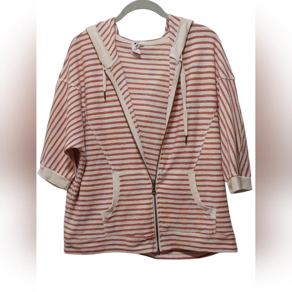 Cable & Gauge - White & Pink Stripped Hoodie W/ Drawstring & Pockets - Picture 8 of 9